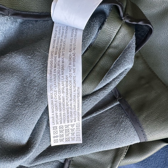 Zara Basic Pleather Army Green Pencil Skirt - Picture 2 of 8